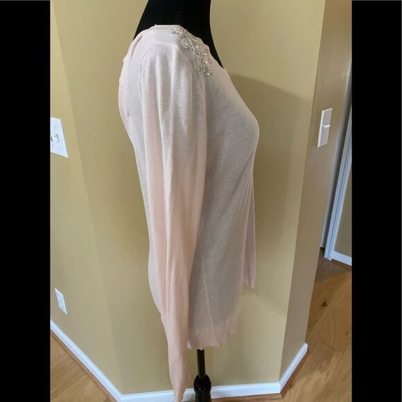 Smart set size small light pink long sleeve sweater with decorative bow in back - Picture 5 of 12